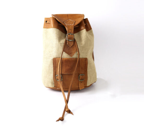 Sac à dos en toile de jute et cuir fait-main