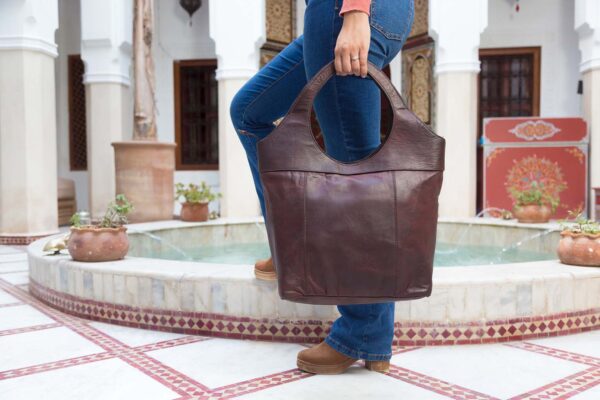 Stunning women leather bag