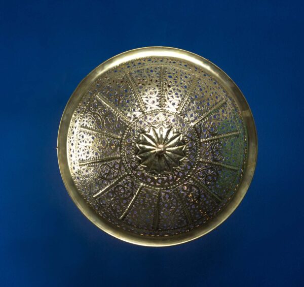 Round wall light