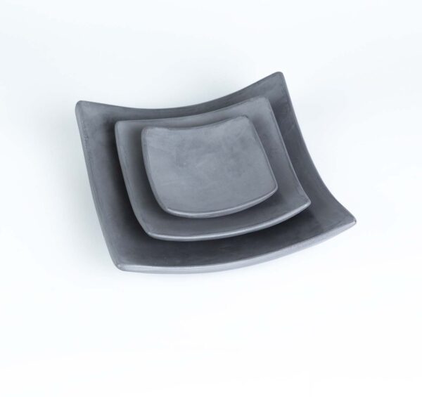Set of 3 grey squared plates