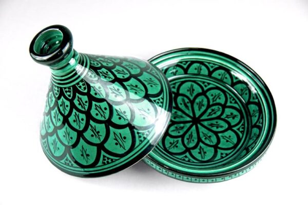 Green serving tagine